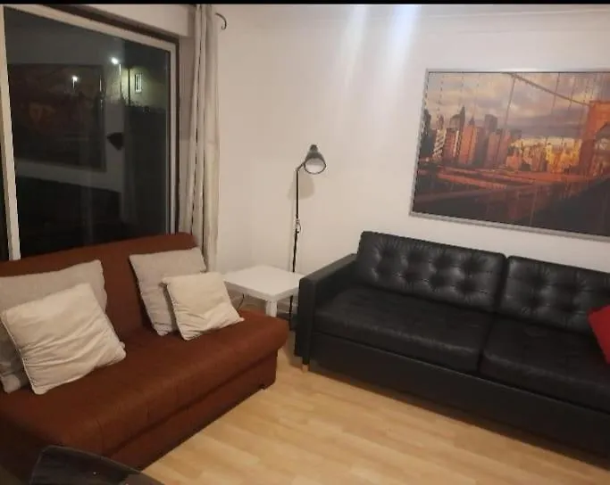 Сasa de vacaciones Lovely 2-Bedrooom Home, Away From Home Londres
